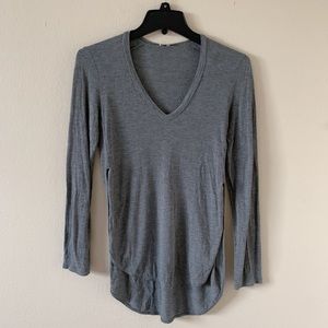 Aritzia Wilfred Long Sleeve V-Neck Top